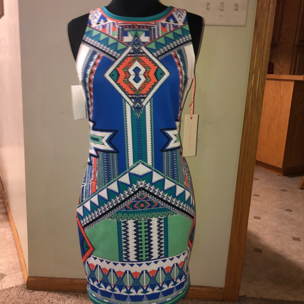NWT peach puff body con dress